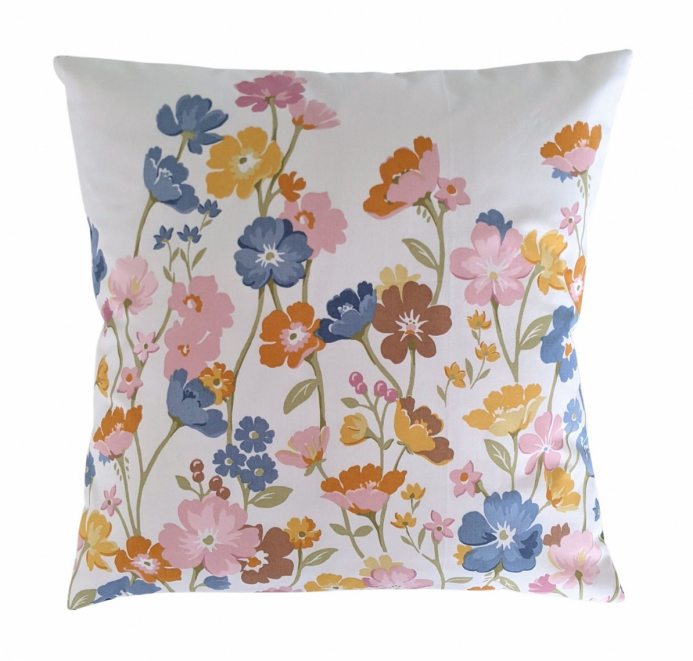 Cushion Cover in Cath Kidston Old Park Meadow 16''