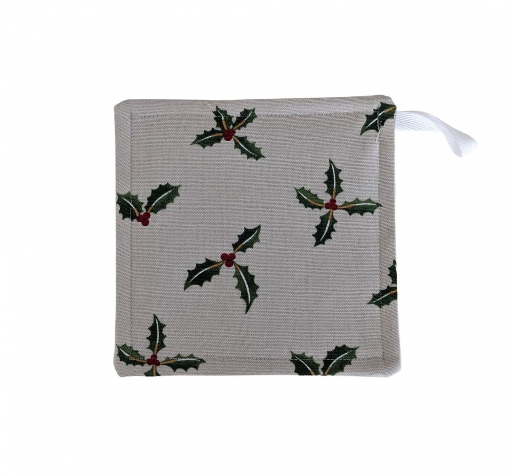 Pot Grab in Sophie Allport Christmas Holly and Berries