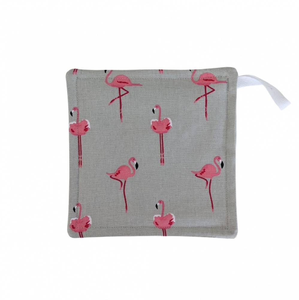 Pot Grab in Sophie Allport Flamingo